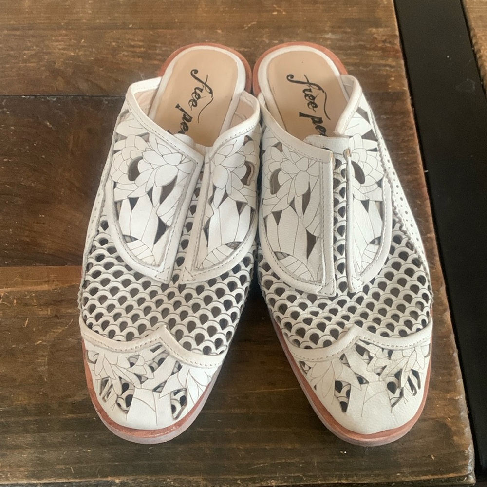 Free People White Cutout Leather Mules